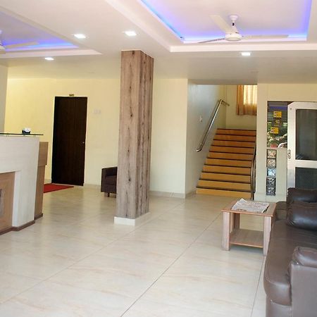 Safari Hotel & Resort Somnath Exterior photo