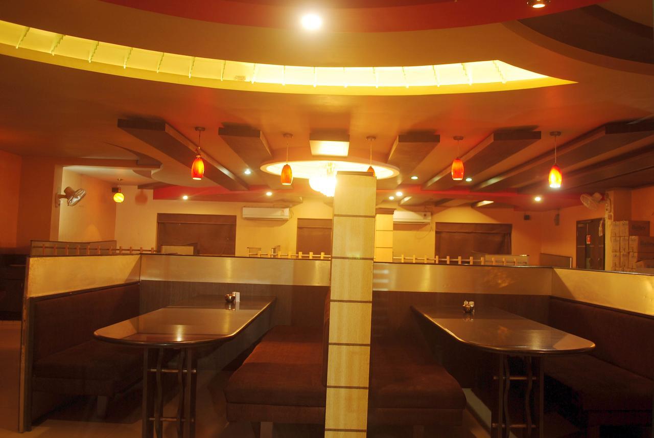 Safari Hotel & Resort Somnath Exterior photo