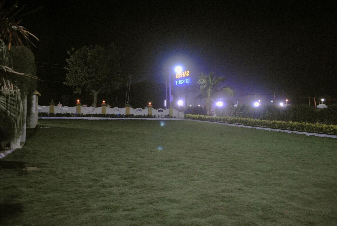Safari Hotel & Resort Somnath Exterior photo